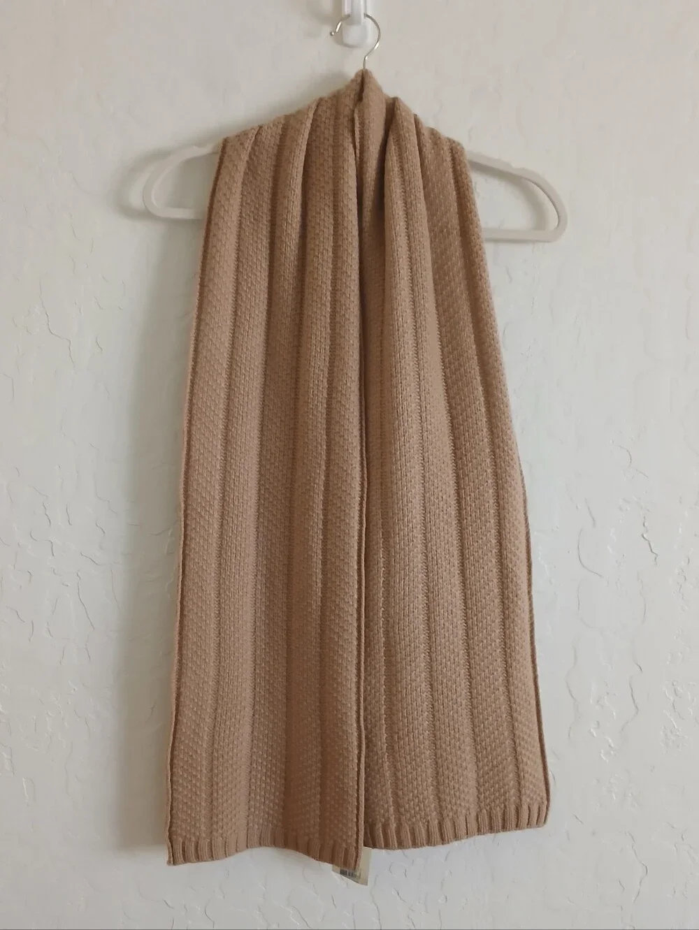 NEW Lord & Taylor 100% Cashmere Cable Knit Scarf Camel Tan Quiet Luxury Neutral